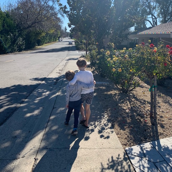 Meet your Posher, Allison - Picture 1 of 1